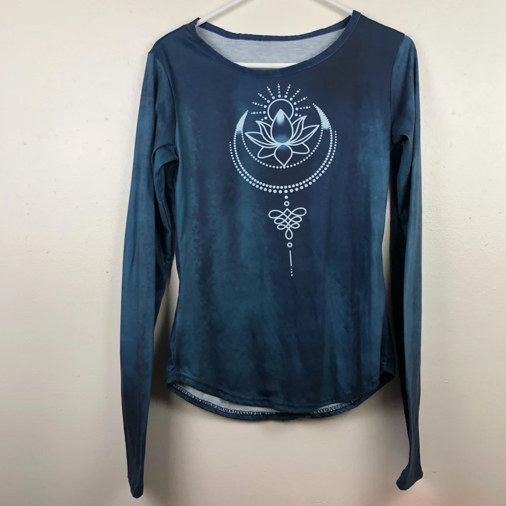 Cute Long Sleeve Top with Fun Design - Picture 1 of 4
